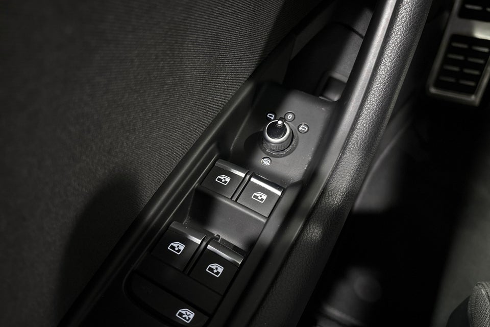 Audi A4 40 TFSi S-line plus Avant S-tr. 5d