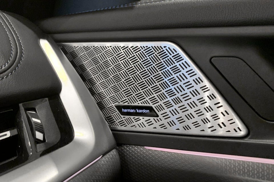 BMW iX1 eDrive20 M-Sport Pro 5d