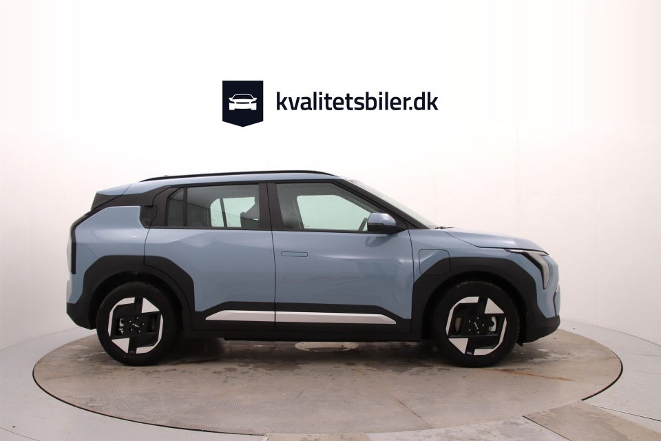Kia EV3 58 Standard Range Access 5d