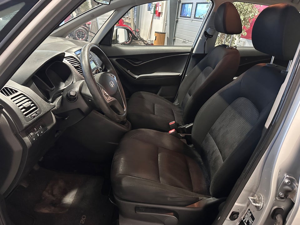 Hyundai ix20 1,4 CVVT XTR 5d