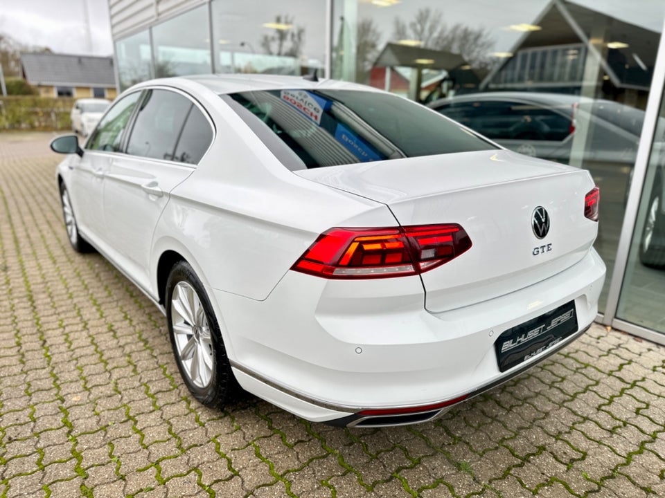 VW Passat 1,4 GTE DSG 4d