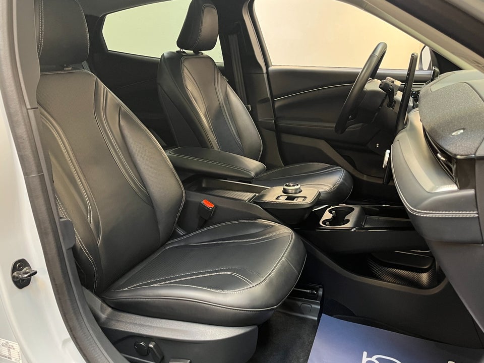 Ford Mustang Mach-E 98 Extended Range 5d