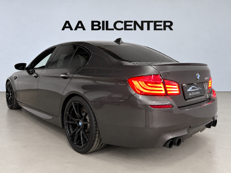 BMW M5 4,4 aut. 4d