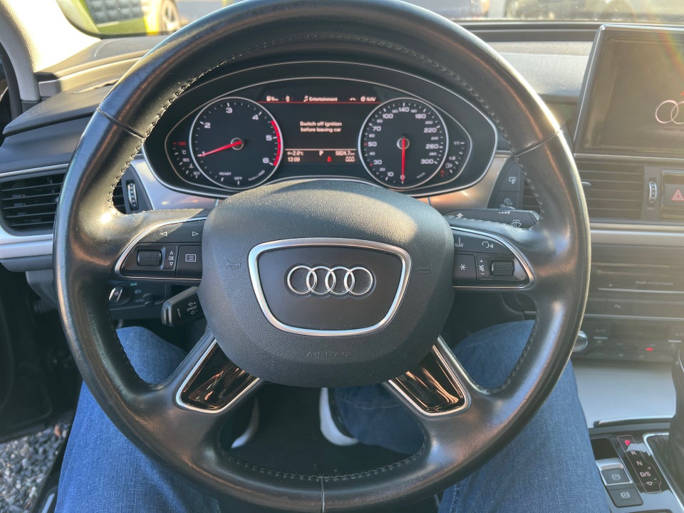 Audi A6 3,0 TDi 218 S-line S-tr. 4d