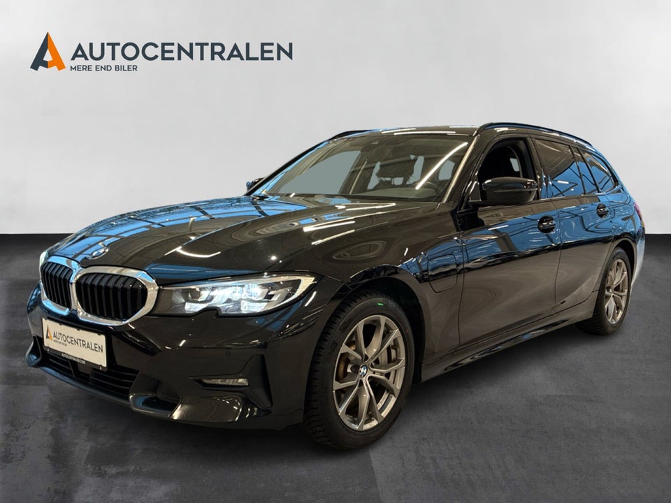 BMW 330e 2,0 Touring Sport Line aut. 5d