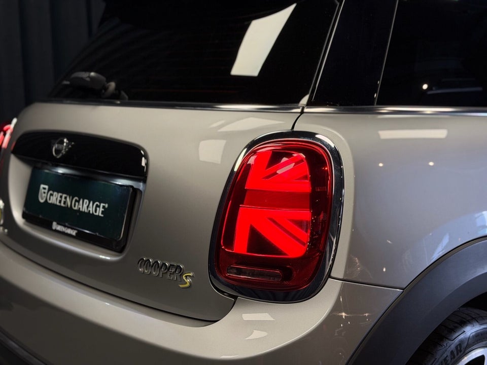 MINI Cooper SE Classic Trim 3d