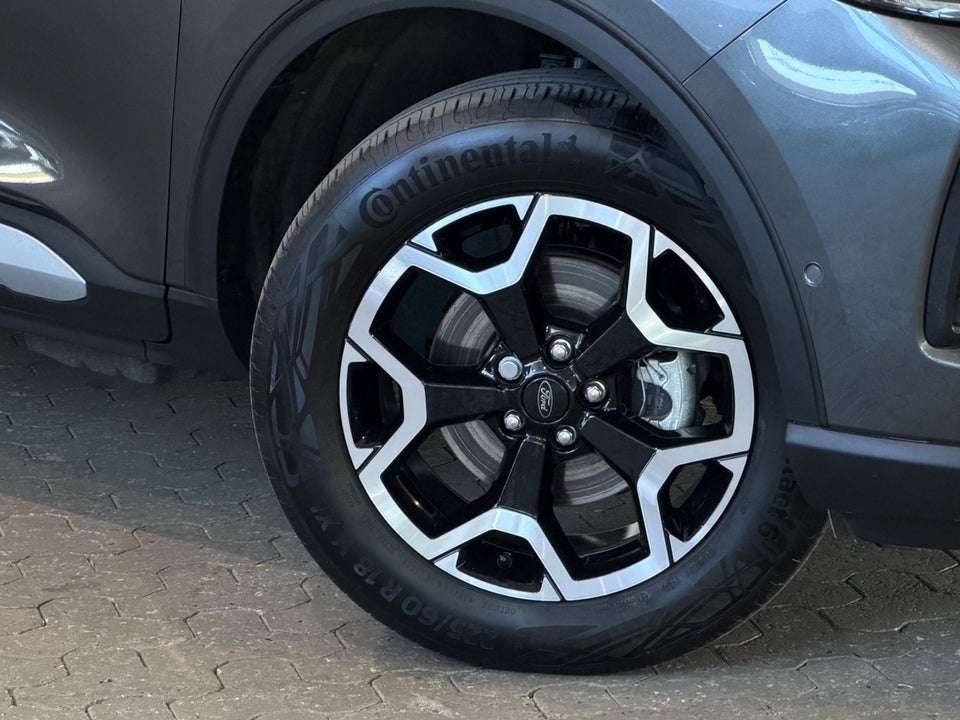 Ford Kuga 2,5 PHEV Active X CVT 5d
