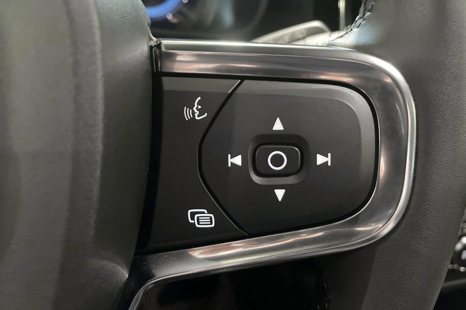 Volvo XC40 P8 ReCharge Twin Plus 5d