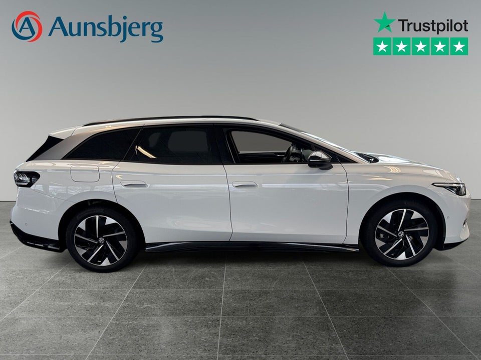 VW ID.7 77 Style+ Tourer 5d