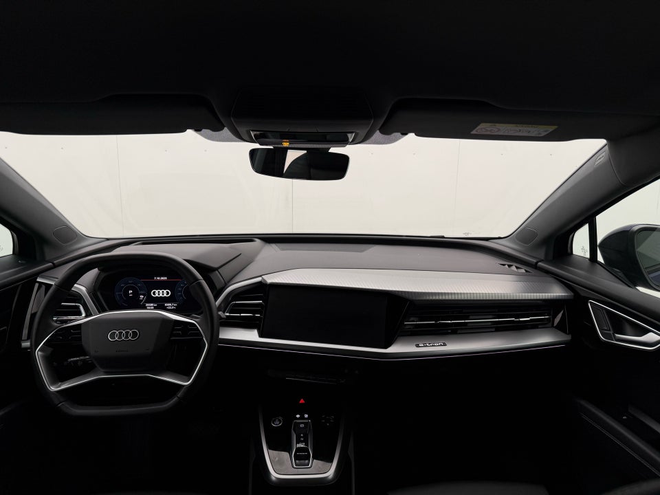 Audi Q4 e-tron 45 Advance quattro 5d