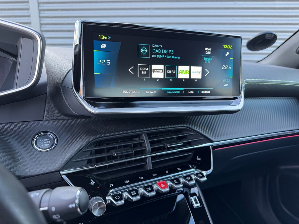 Peugeot e-2008 50 GT 5d