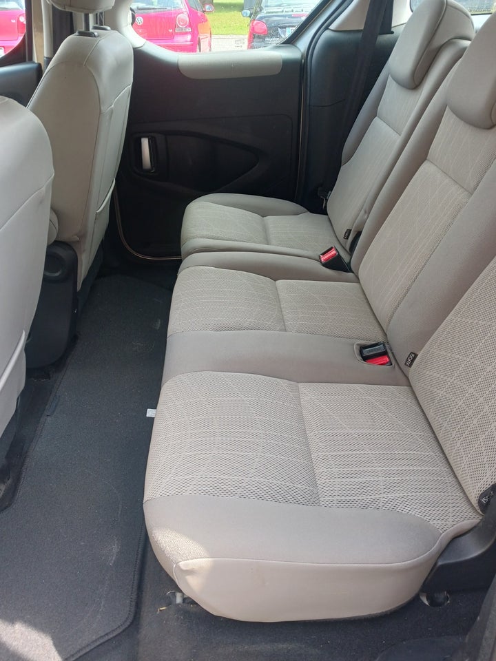 Peugeot Partner Tepee 1,6 HDi 75 Comfort+ 5d