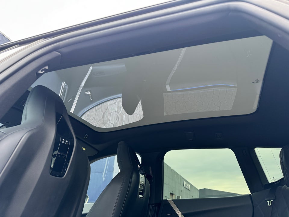 BMW iX xDrive40 Supercharged 5d