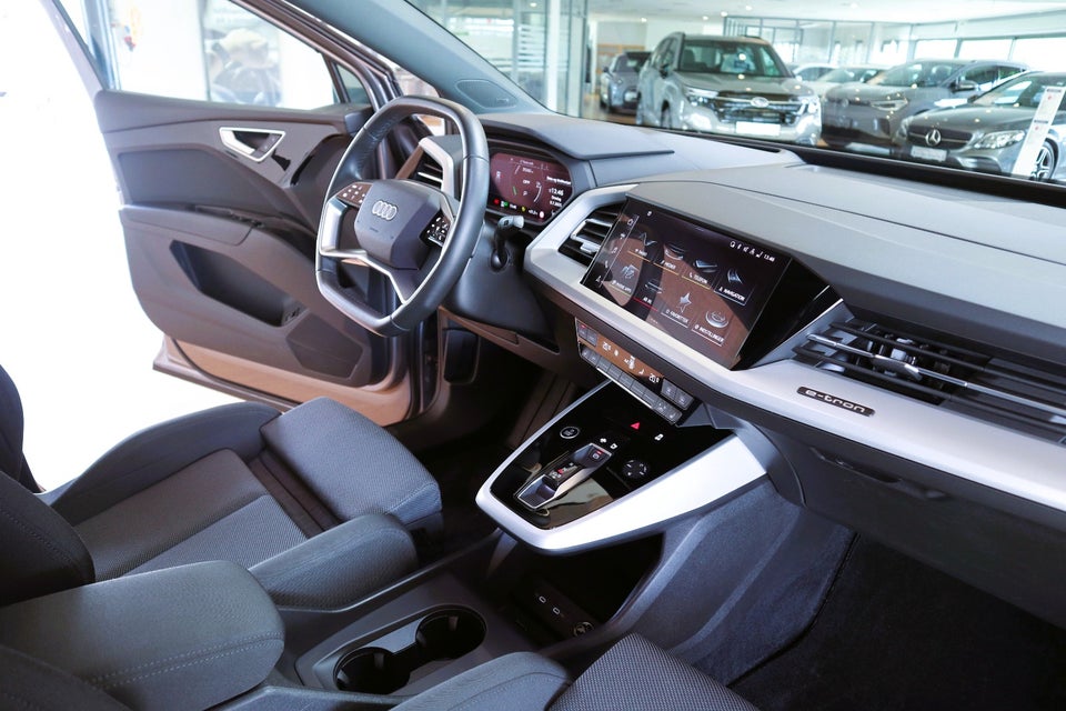 Audi Q4 e-tron 40 Attitude 5d