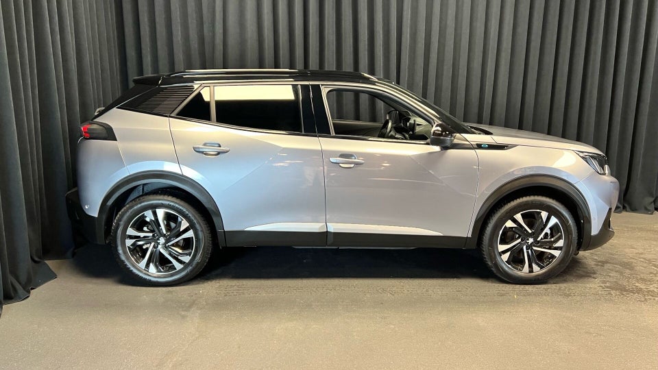 Peugeot e-2008 50 GT 5d