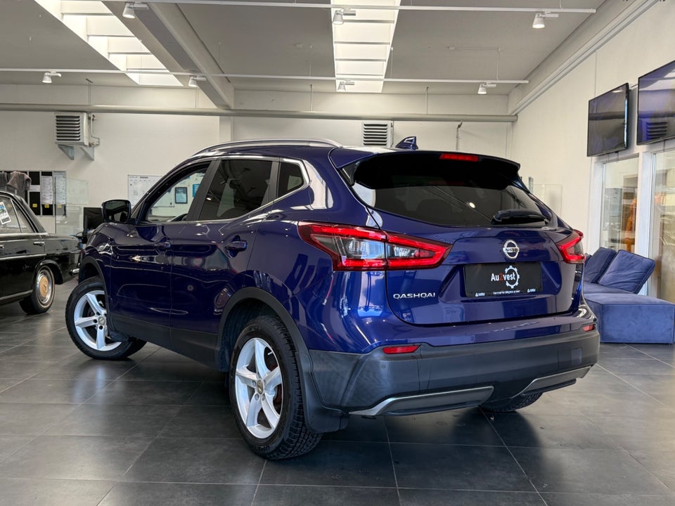 Nissan Qashqai 1,2 Dig-T 115 N-Connecta Vision 5d