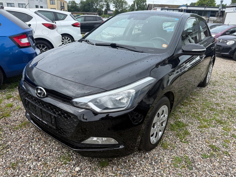 Hyundai i20 1,25 Spring 5d