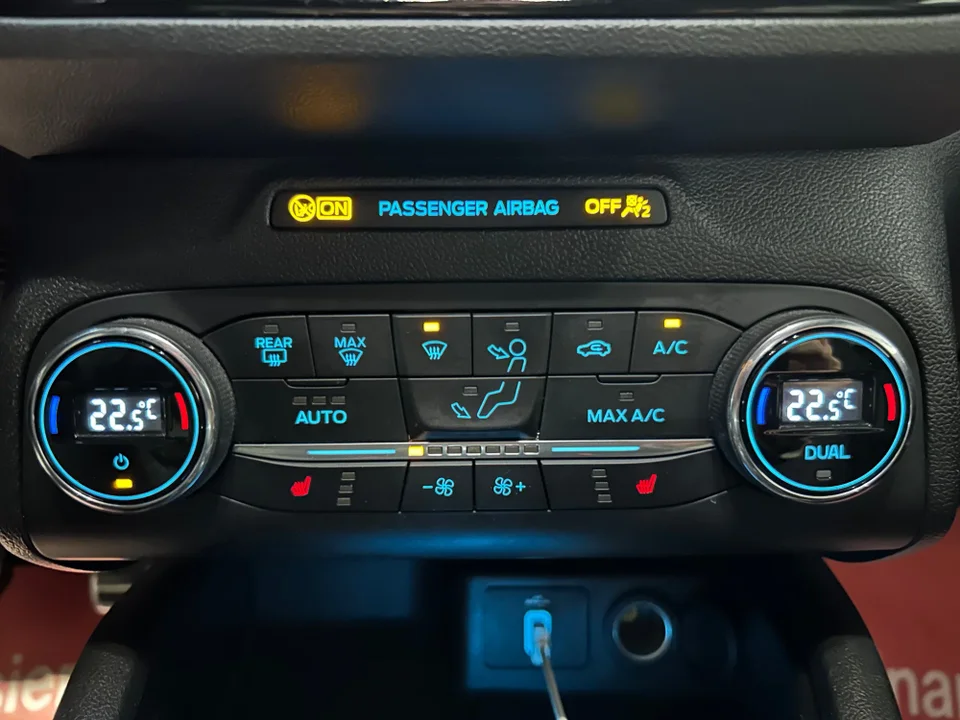 Ford Focus 1,0 EcoBoost ST-Line stc. 5d
