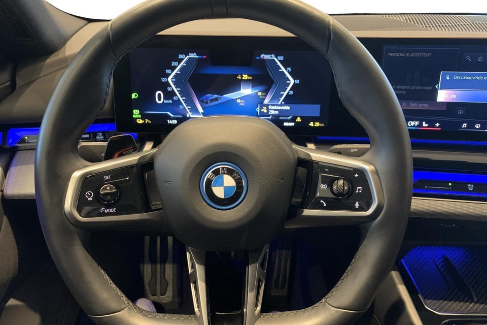 BMW i5 eDrive40 M-Sport 4d