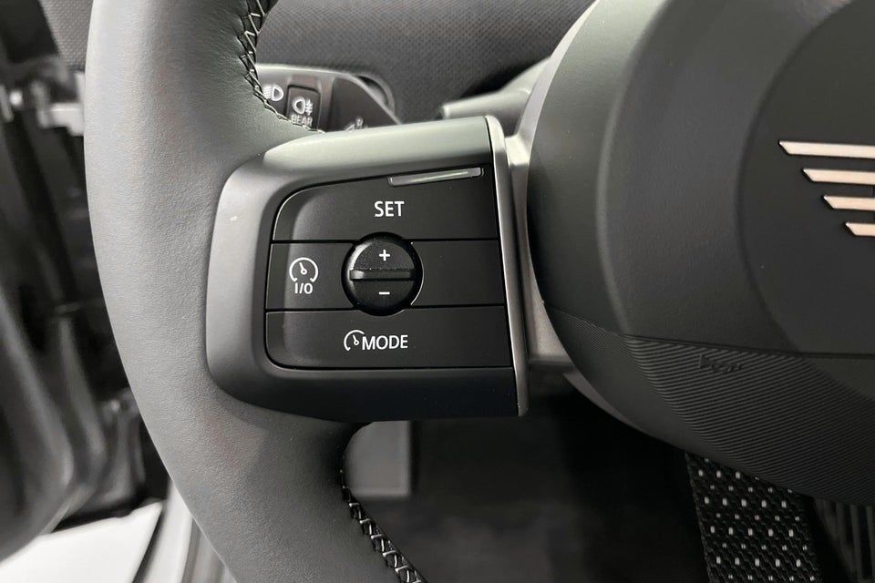 MINI Cooper E Classic Trim L 3d