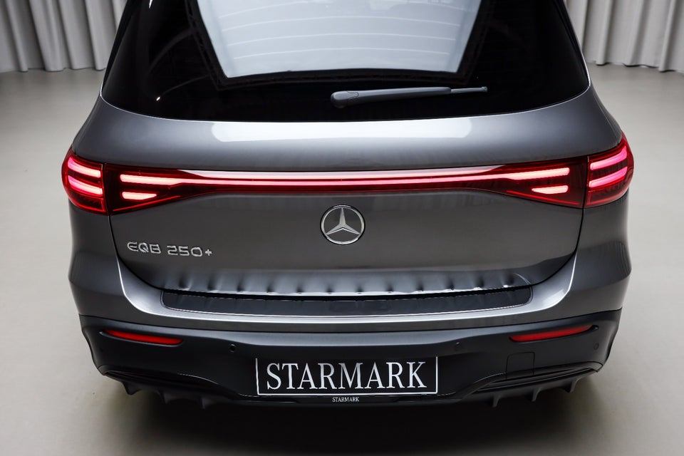 Mercedes EQB250+ AMG Premium 5d
