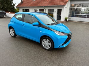Toyota Aygo, modelår 2015, 123,000 km