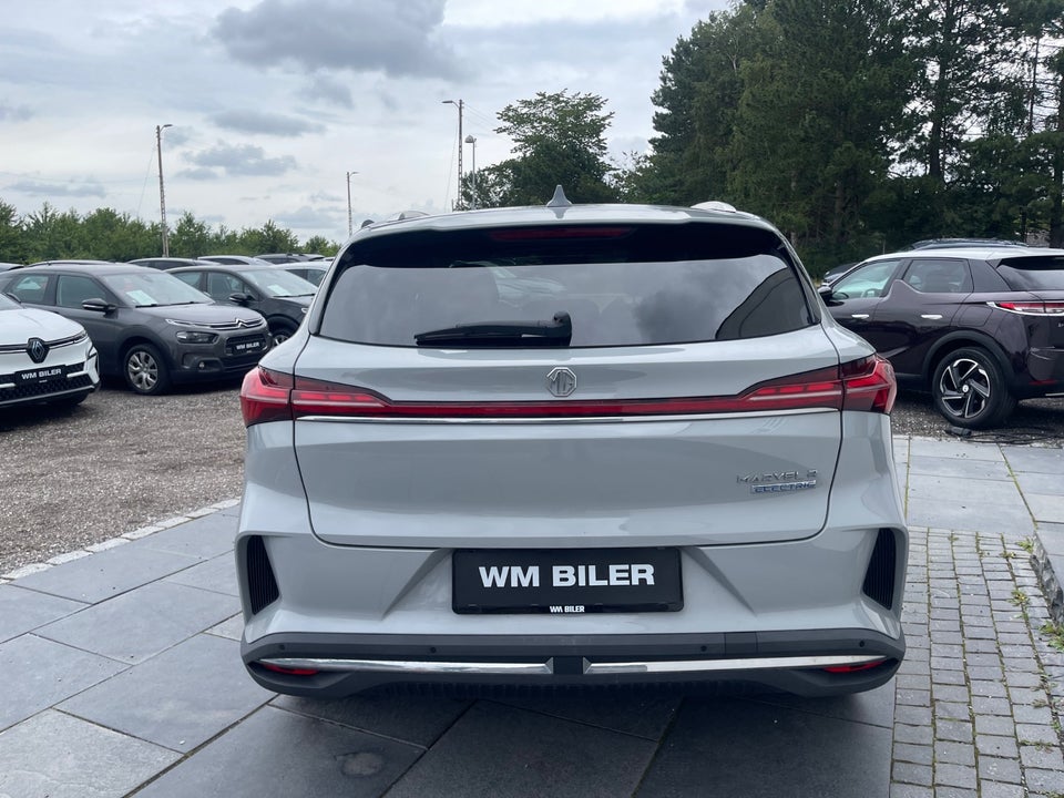 MG Marvel R Luxury 5d