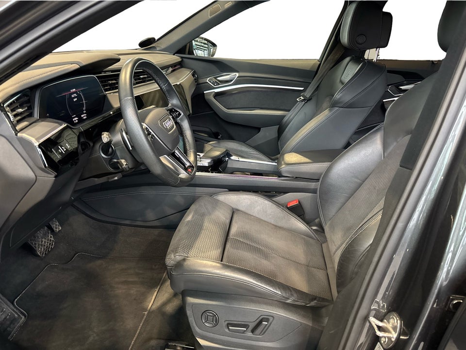 Audi e-tron 55 S-line quattro 5d