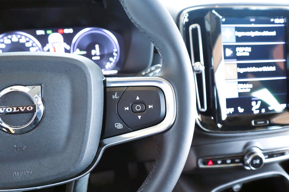 Volvo XC40 1,5 T4 ReCharge Inscription aut. 5d