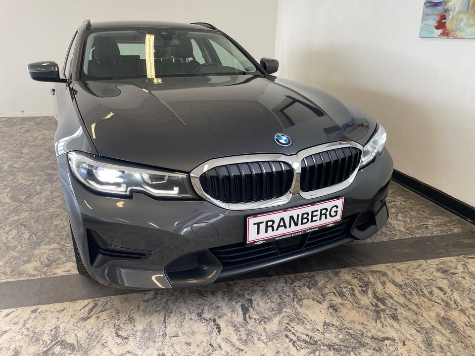 BMW 330e 2,0 Touring Sport Line aut. 5d