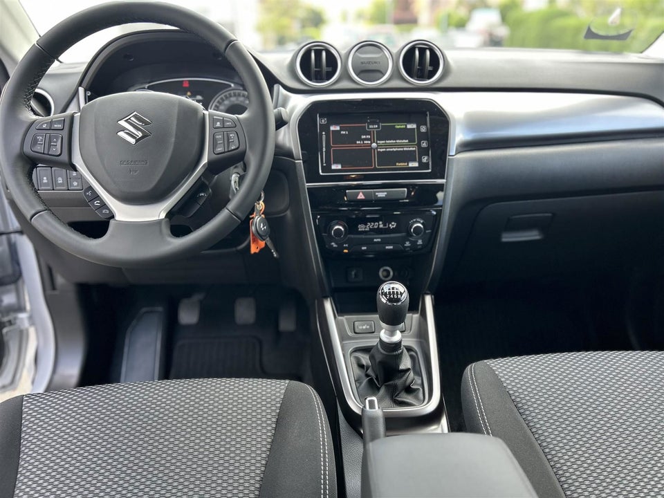 Suzuki Vitara 1,4 mHybrid Active 5d