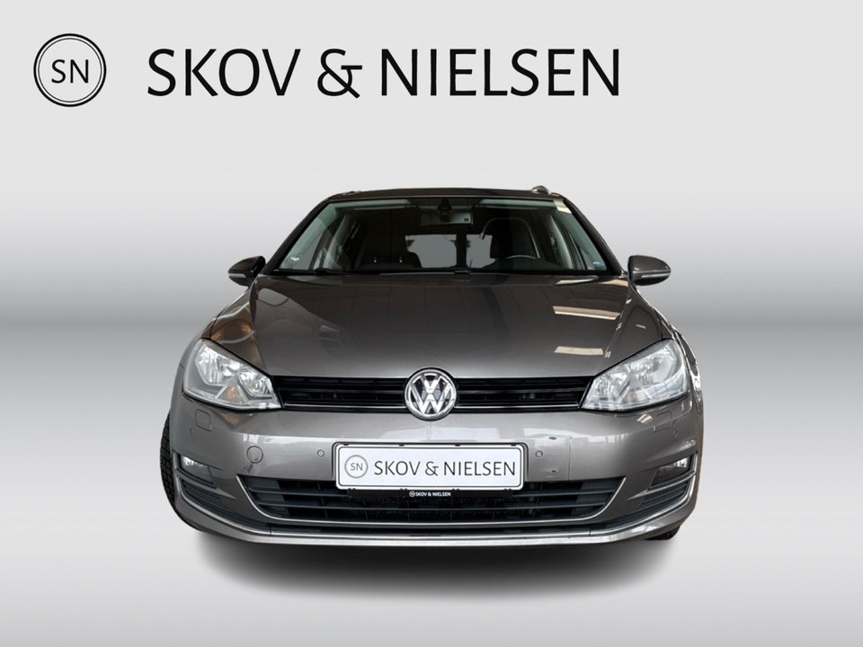 VW Golf VII 1,6 TDi 105 Comfortline Variant BMT Van 5d