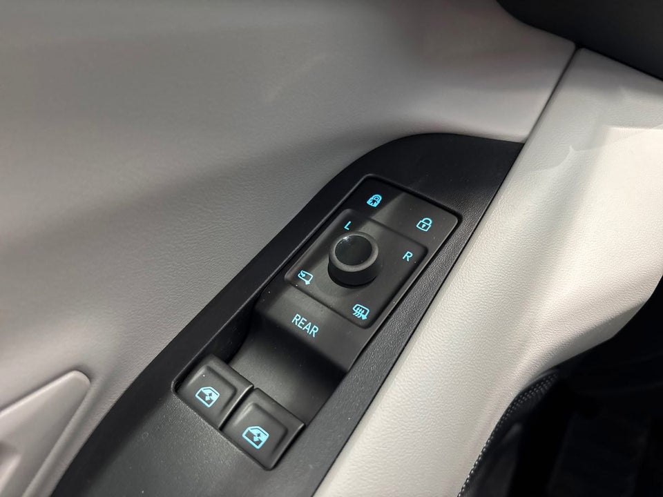 Ford Capri 77 Select Extended Range 5d