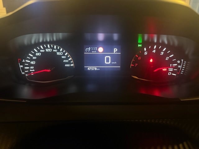 Peugeot 208 1,2 PureTech 100 Allure EAT8 5d