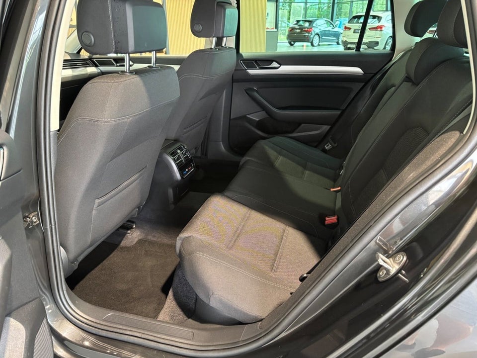 VW Passat 2,0 TDi 150 Comfortline Premium Variant DSG 5d