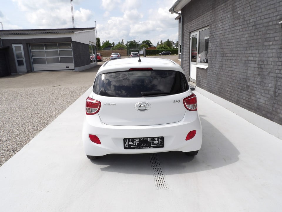 Hyundai i10 1,0 EM-Edition Eco 5d