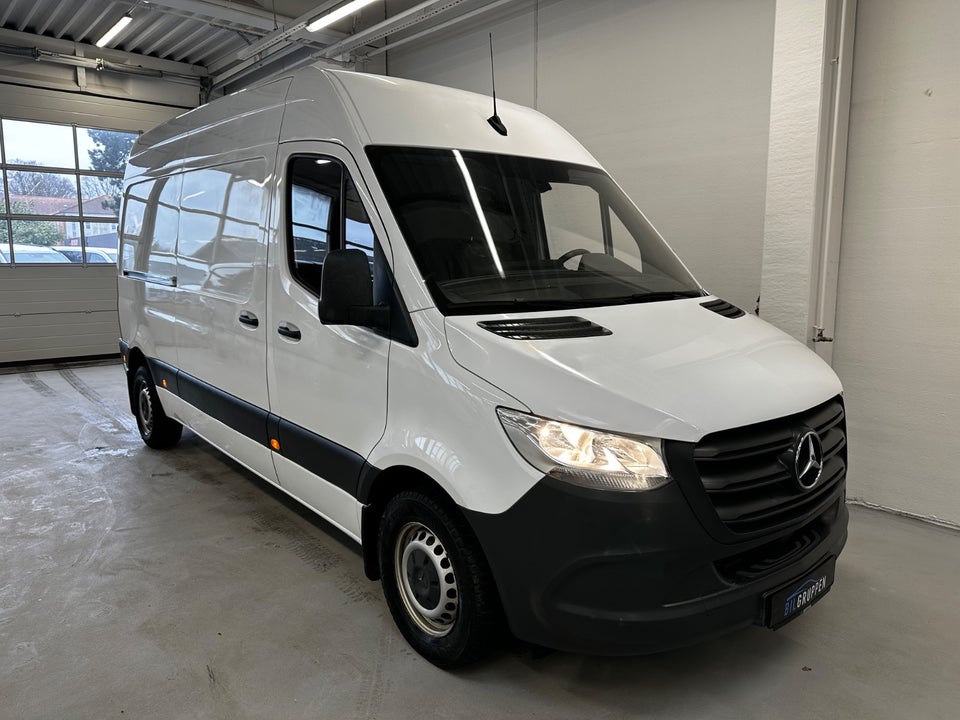Mercedes Sprinter 214 2,2 CDi A2 Kassevogn aut. FWD