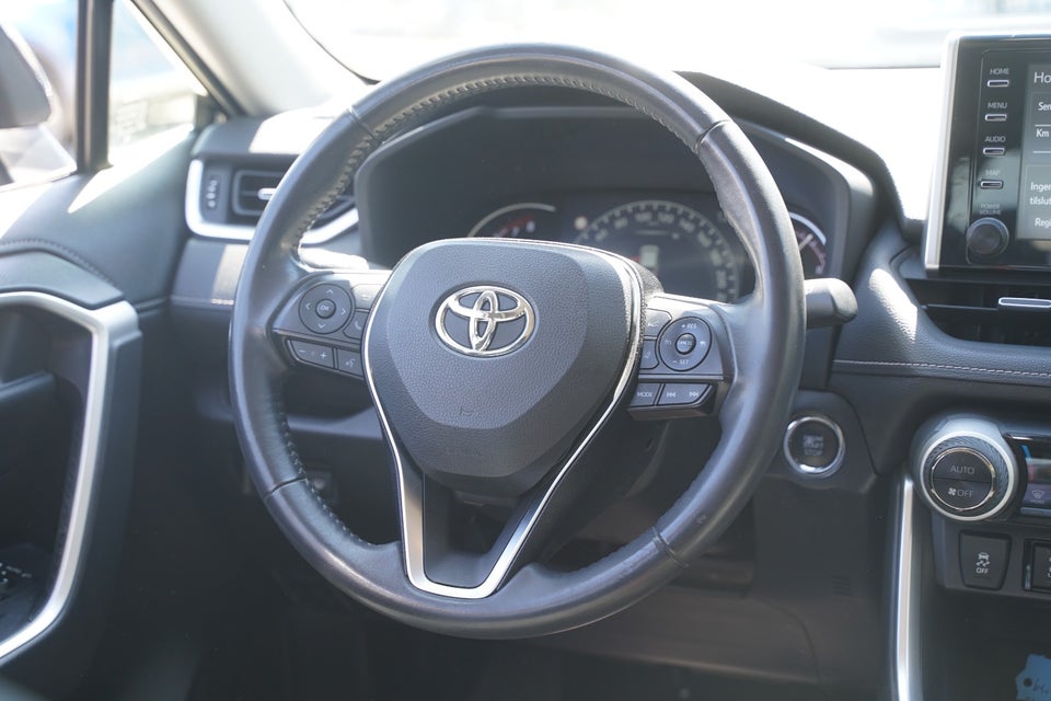 Toyota RAV4 2,0 T3 Smart e-CVT 5d