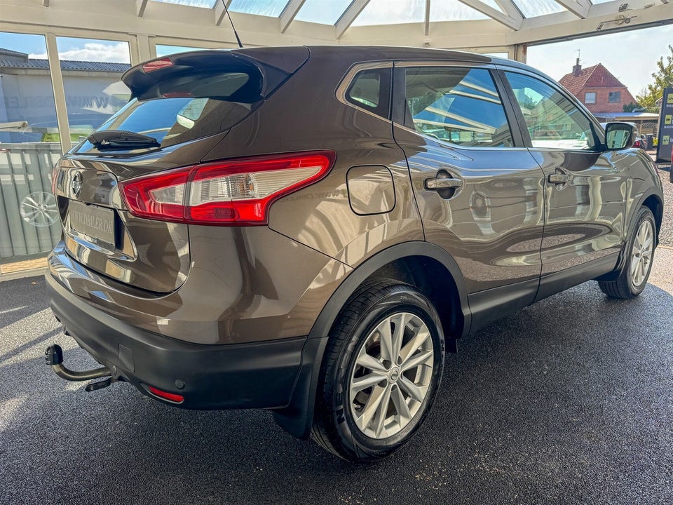 Nissan Qashqai 1,2 Dig-T 115 Acenta X-tr. 5d