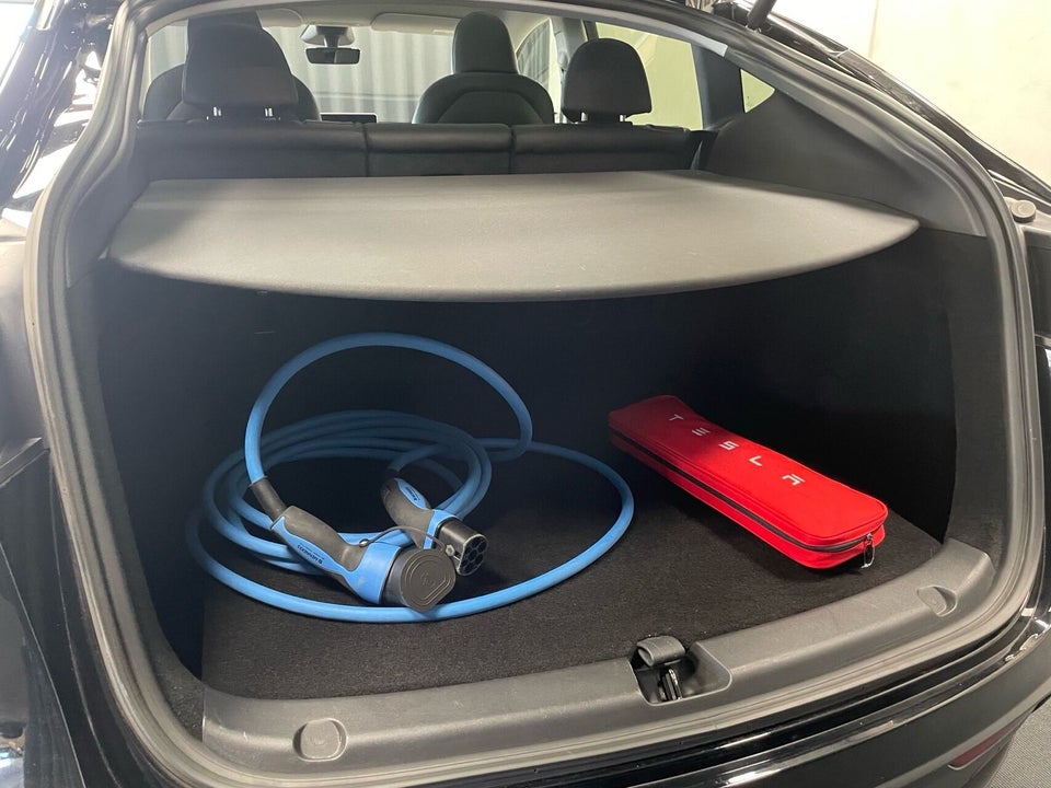 Tesla Model Y RWD 5d