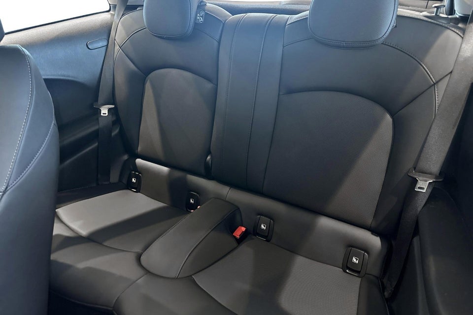 MINI Cooper SE Edition Premium Plus 3d