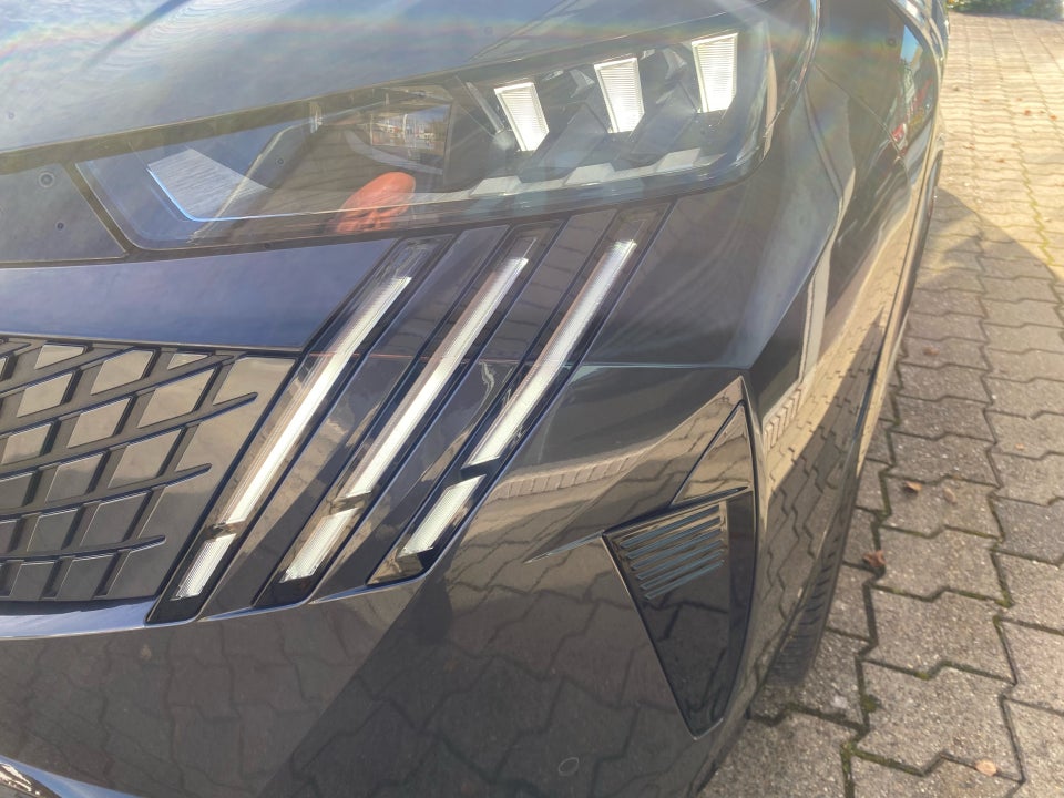 Peugeot e-5008 77 GT Pack 7prs 5d