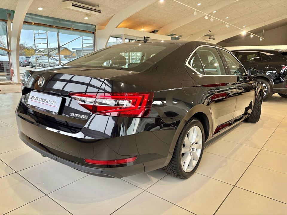 Skoda Superb 2,0 TDi 190 Style DSG 5d