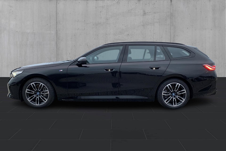 BMW i5 eDrive40 Touring M-Sport 5d