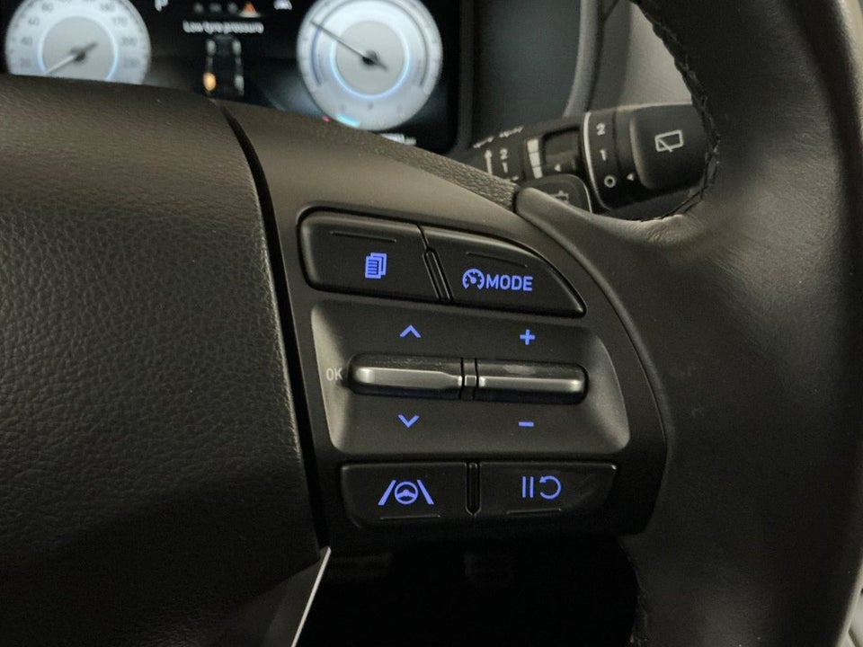 Hyundai Kona 39 EV Essential 5d