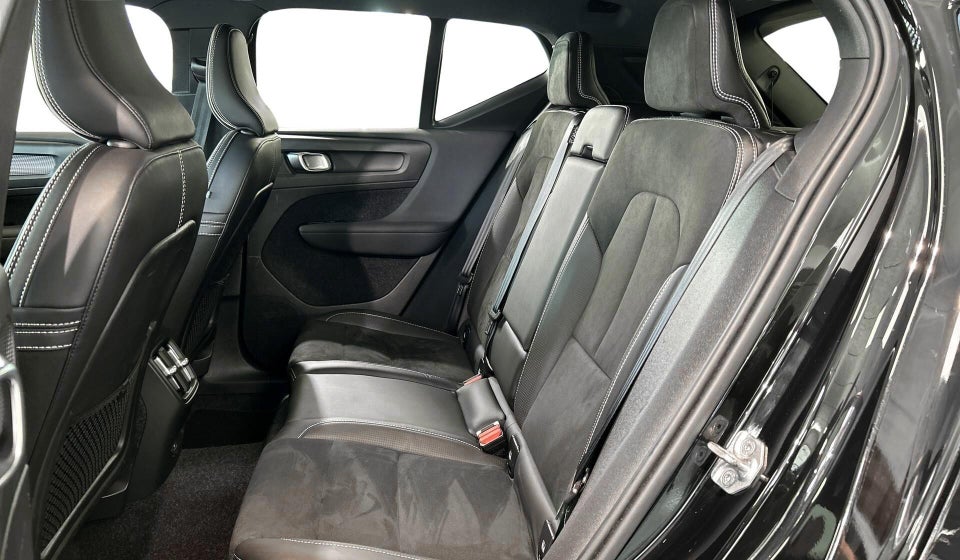 Volvo XC40 P8 ReCharge Twin R-Design 5d