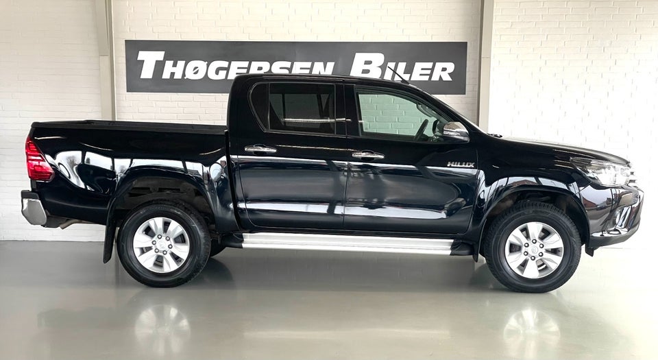 Toyota HiLux 2,4 D-4D 150 T3 Db.Kab aut. 4x4 4d