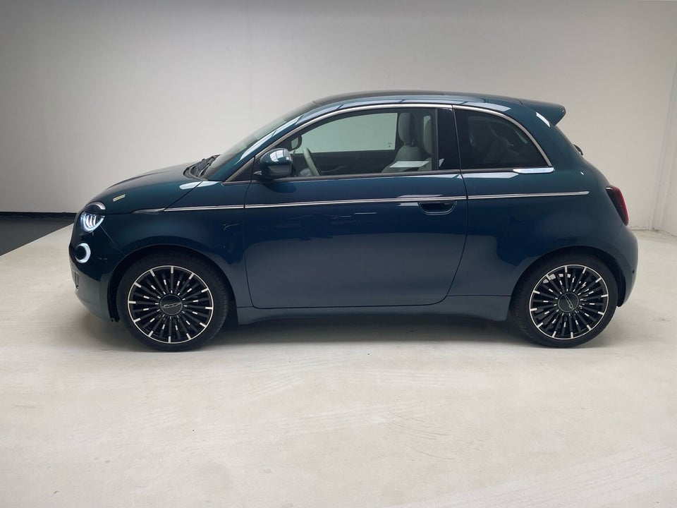 Fiat 500e 42 la Prima by Bocelli 3d
