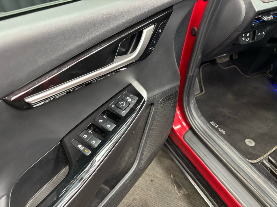 Kia EV6 77 Long Range Upgrade 5d