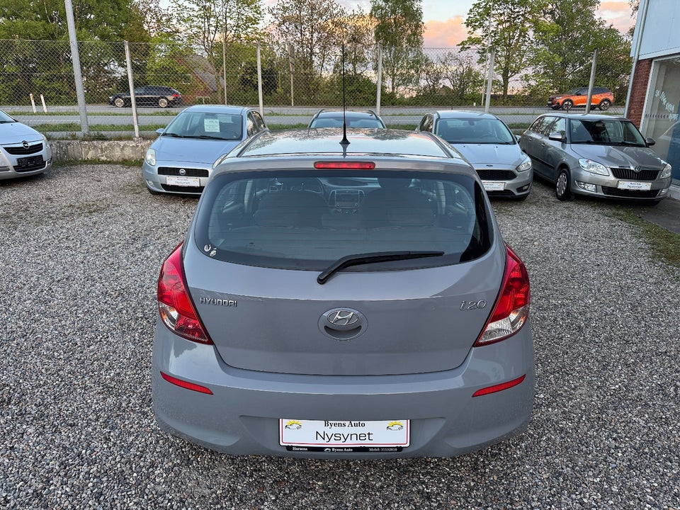 Hyundai i20 1,25 Classic XTR 5d